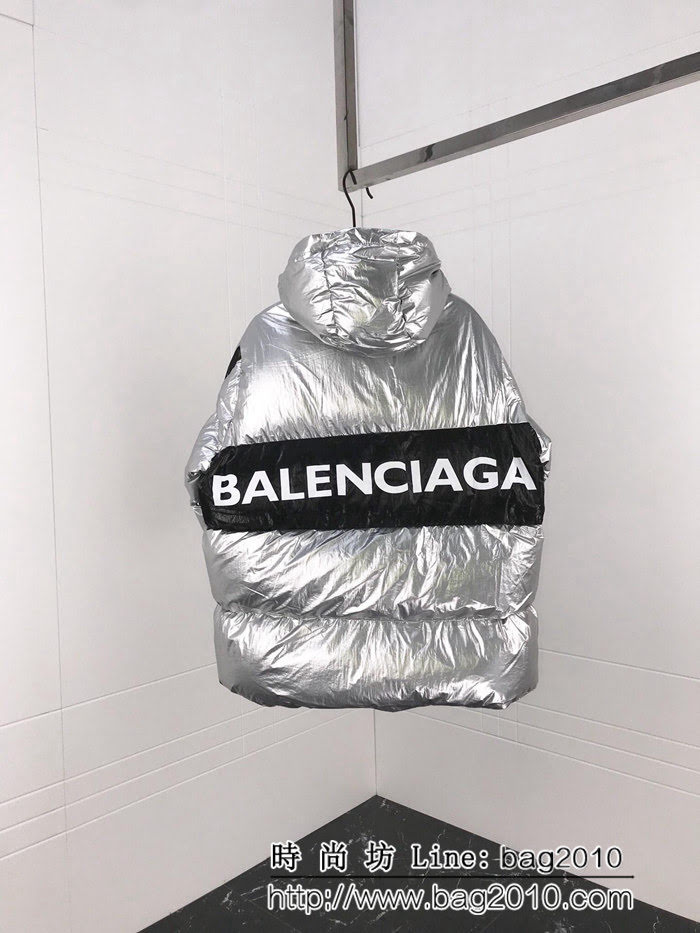 BALENCIAGA巴黎世家 18冬季新款 銀色亮面 撞色拼接字母印花 保暖舒適棉服 男女同款 ydi1616